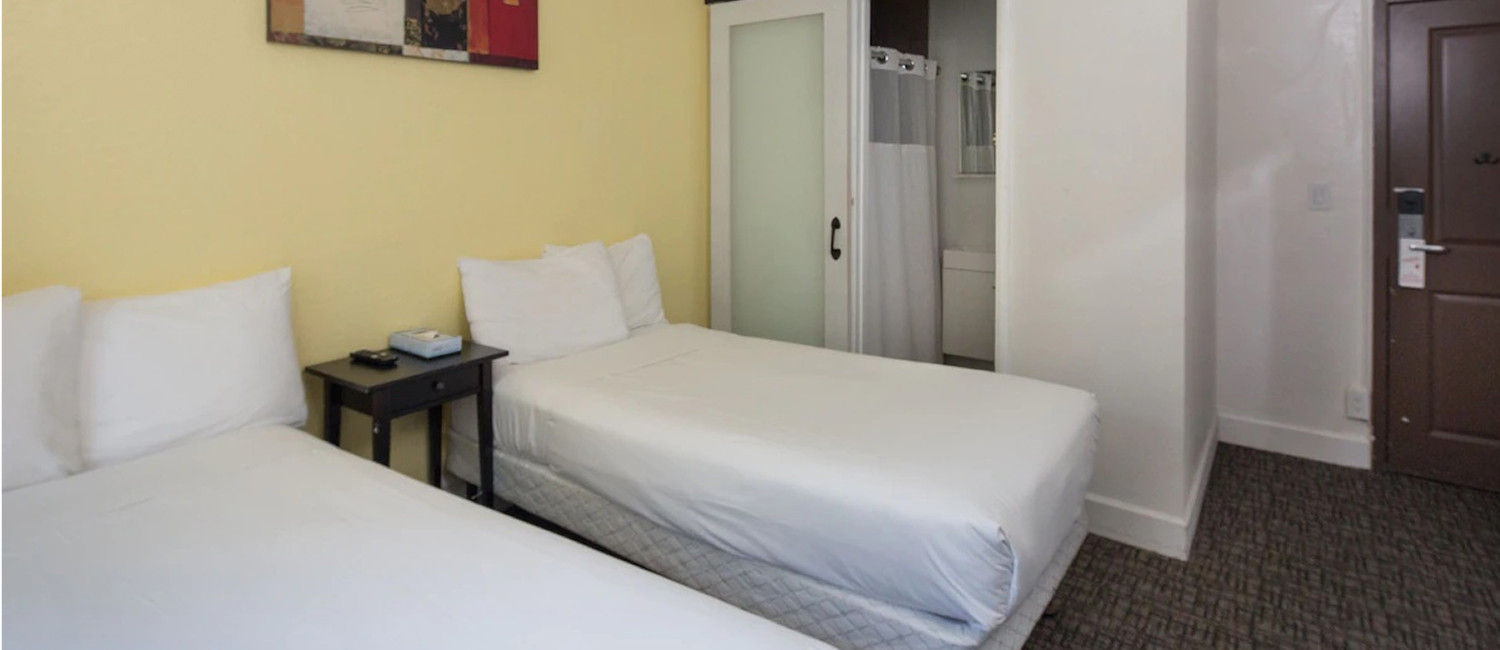 Family-friendly Accommodations At Casa Loma Hotel